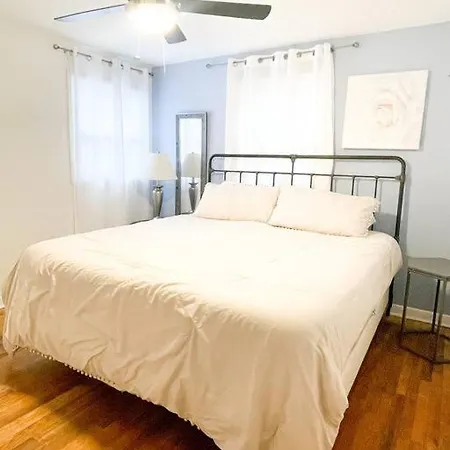 Hidden Gem W1 King Bed &2 Queens Winston-Salem Exterior photo